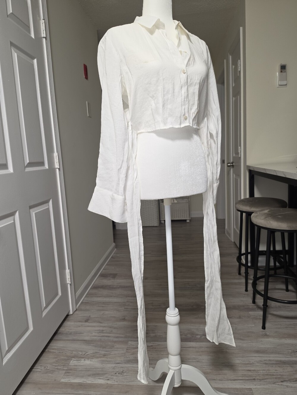 Zara White Tie-Front Button Down Shirt